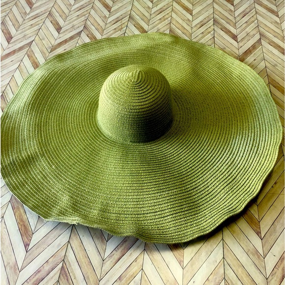 unbranded Accessories - Women’s Oversized Wire Flexible Brimmed Sun Hat. M/L  57 cm